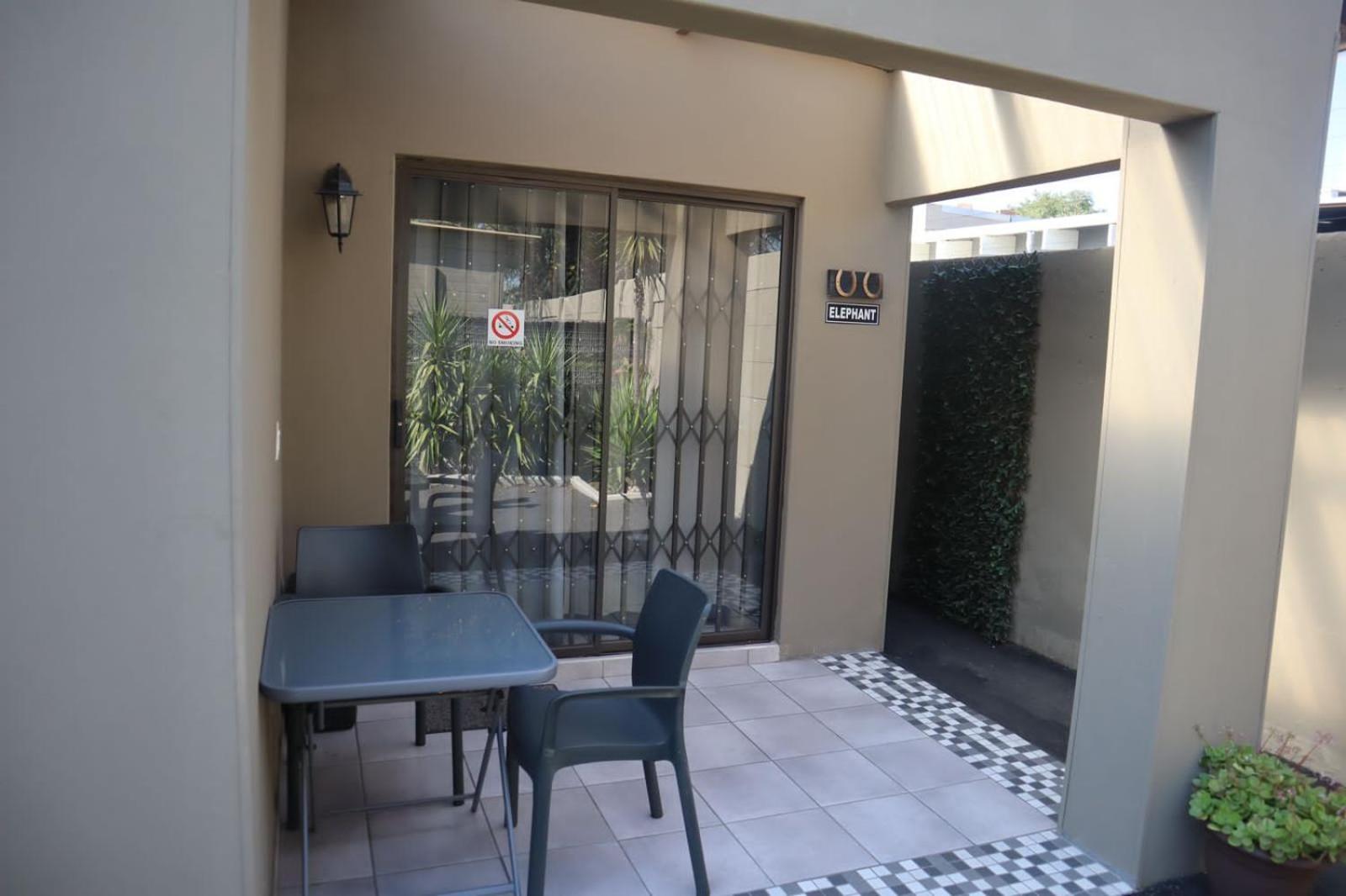 Bosveld In Die Stad 2 Guesthouse Alberton Exterior photo